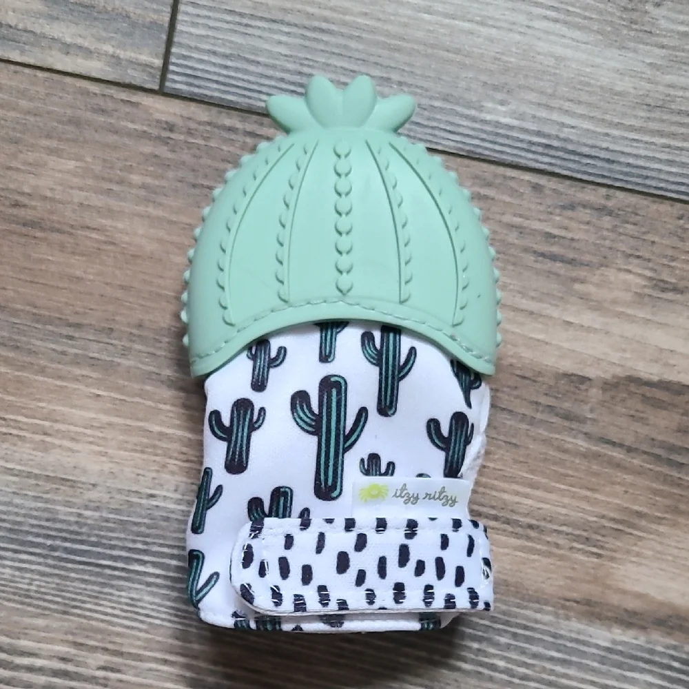Itzy Ritzy Cactus Teething Mitt - Mint Green